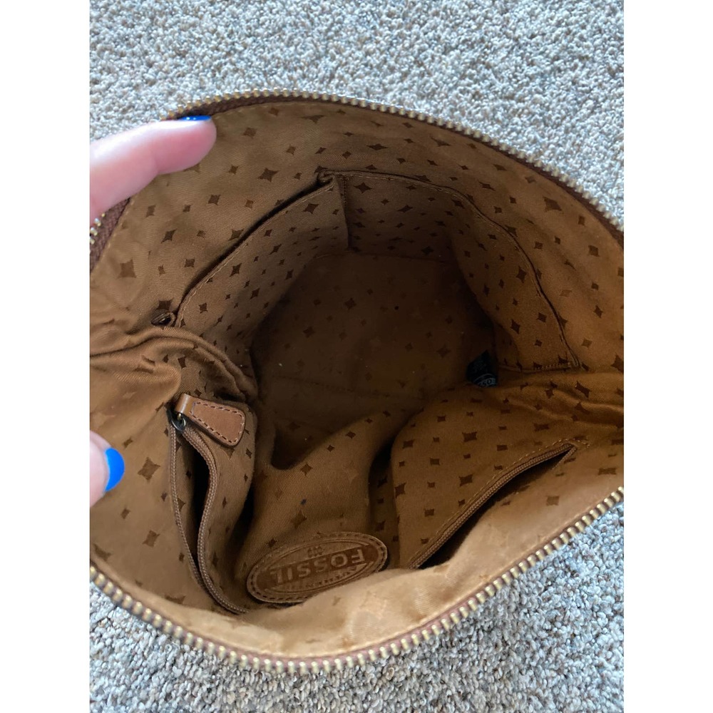 Fossil Leather Crossbody Purse - Picture 5 of 5